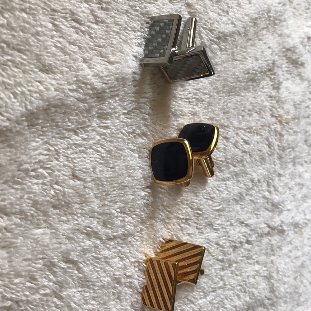Cuff links
